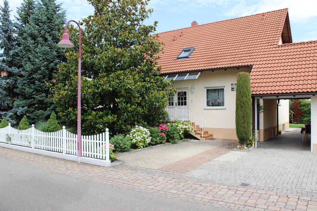 Ferienwohnung Fleck Rust Exterior photo